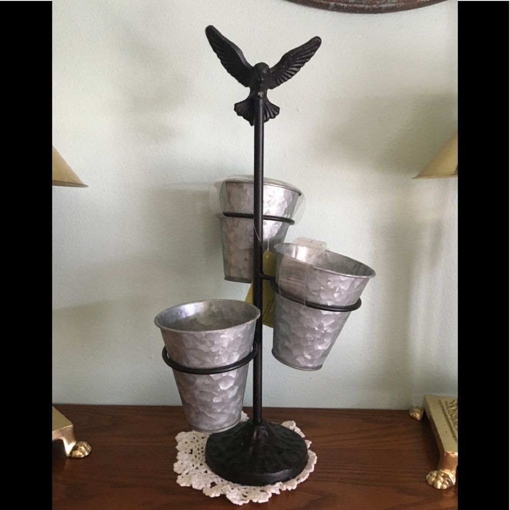 Awesome Bird silverware/pencils misc. organizer